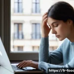 Home 12 철분과 빈혈 예방 - **Prompt 1: The Weight of Persistent Fatigue**
A woman in her early 30s, dressed in smart-casual...